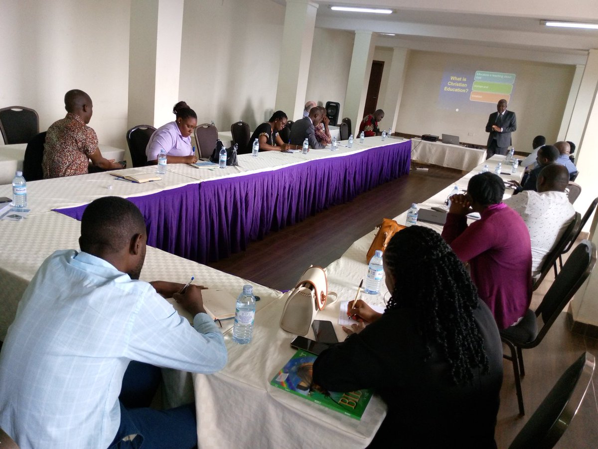ACSIUganda's tweet photo. Dr. Samson Makhado, Director Emeritus ACSI Africa, Dr. Edward Boyce, Principal of Pacific Hills Christian school Australia &amp; one other visitor
equipping Christian educators in: True, authentic christian education defined, Christian school governance/ leadership best practice, https://t.co/jr1VFWr8DM