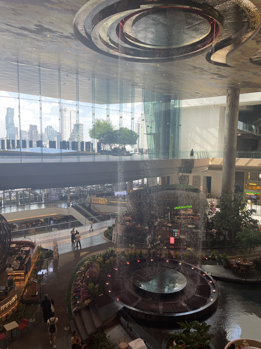 p8eks's tweet image. タイBackpackFESTA始まったー！！🇹🇭

#タイから始めよう