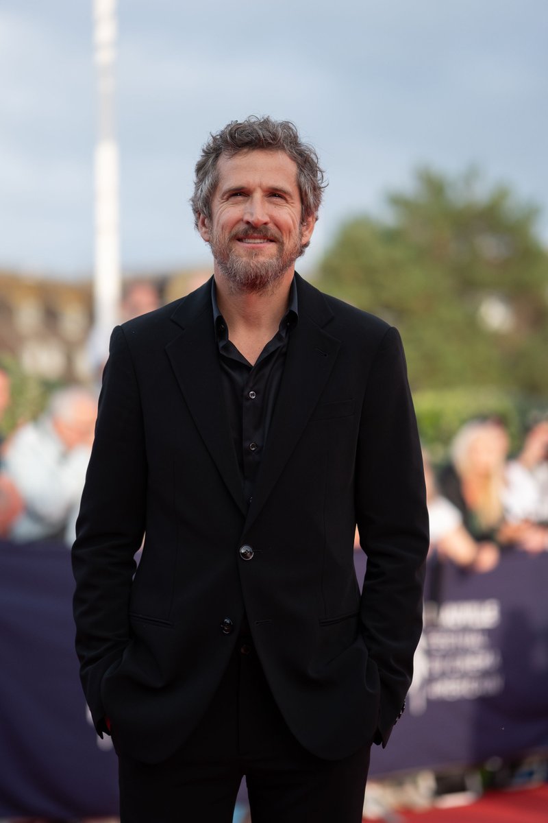 DeauvilleUS's tweet photo. 🔥 Notre président du jury Guillaume Canet sur le photocall de #Deauville2023.

📸 Olivier Vigerie - Camille Fermon https://t.co/rAZepDSeWy