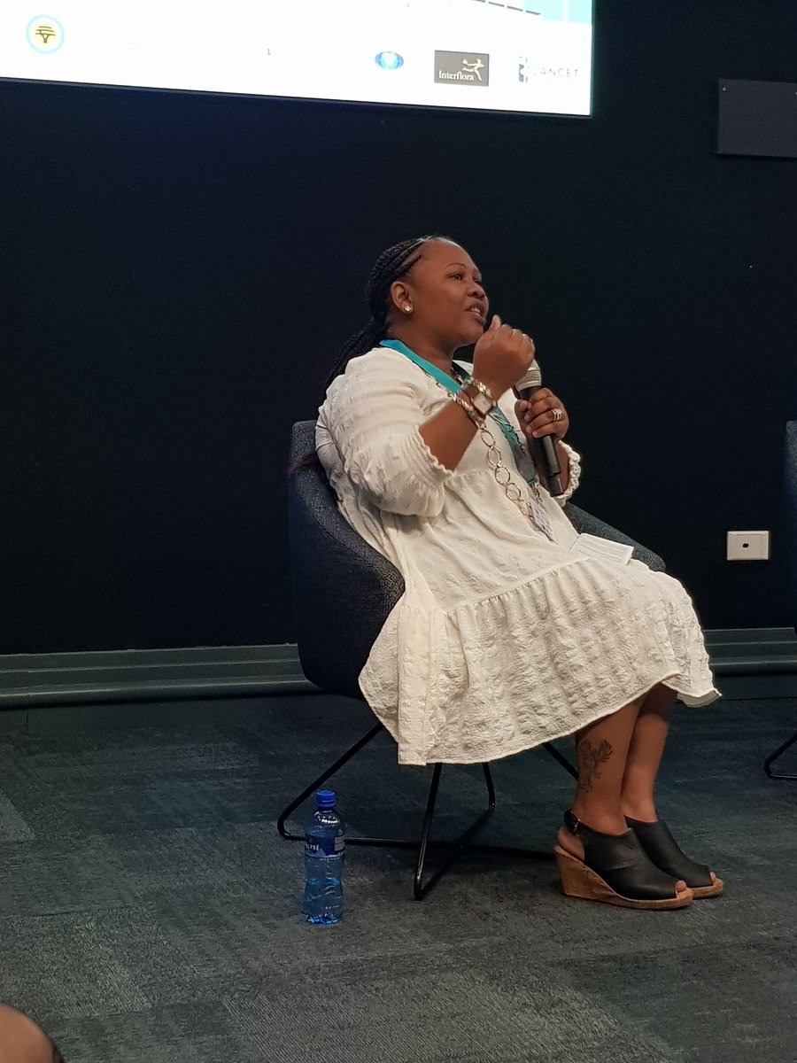 Col (Dr) Mathonsi at the #WomenInHealthcareSummit2023 delivers her powerful perspective on the challenges women face in the military and how they can break the stereotypes and reach new heights. #IAmHER #ISeeHER #ISupportHER. Join the conversation on: 
ow.ly/Xq6Y50PxexS