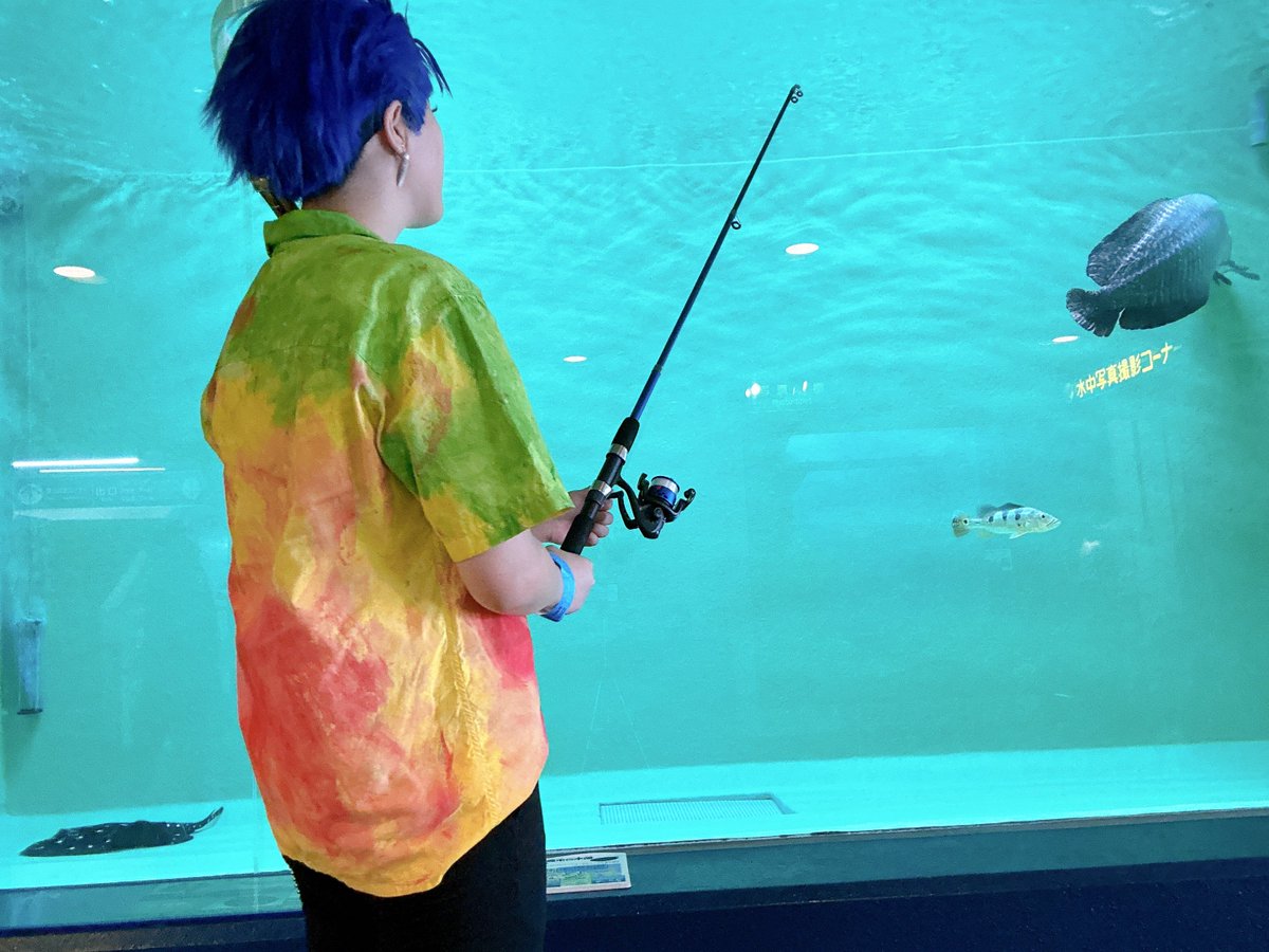 002355shioji's tweet image. #こすぷれあくあみらーじゅ

【4コマ】
水族館でピラルク釣り🐟
「あるじゃねぇか  釣り堀」

Fate/ランサー/クーフーリン