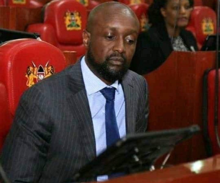 Goddie_Ke's tweet photo. A photo of Alliance students during KCSE, pretending they have not seen that Biology paper before https://t.co/E2CU38Gfw0