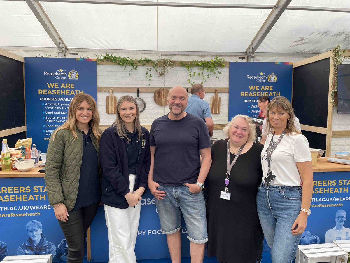 Reaseheath's tweet photo. We are excited for @simonrim cooking demo in the Reaseheath Food Theatre at 12pm! Simon will be making slow cooked pulled pork madras, pistache cake and more! ππ¨βπ³ Donβt miss it!
#WeAreReaseheath https://t.co/IF5lMULyKQ