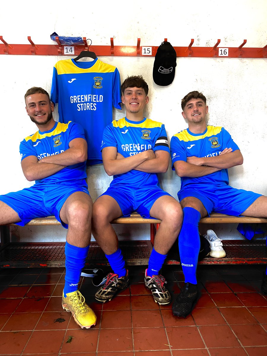 fields_afc's tweet image. New kit, same result ⚡️

The firsts come away with a 5-1 win in the cup vs a very athletic @AshvaleFC 

Massive thanks to new sponsor @PPEWD DirectPrint Blackwood and Greenfield stores for funding the new kit ⚡️

Another coming next week 👀