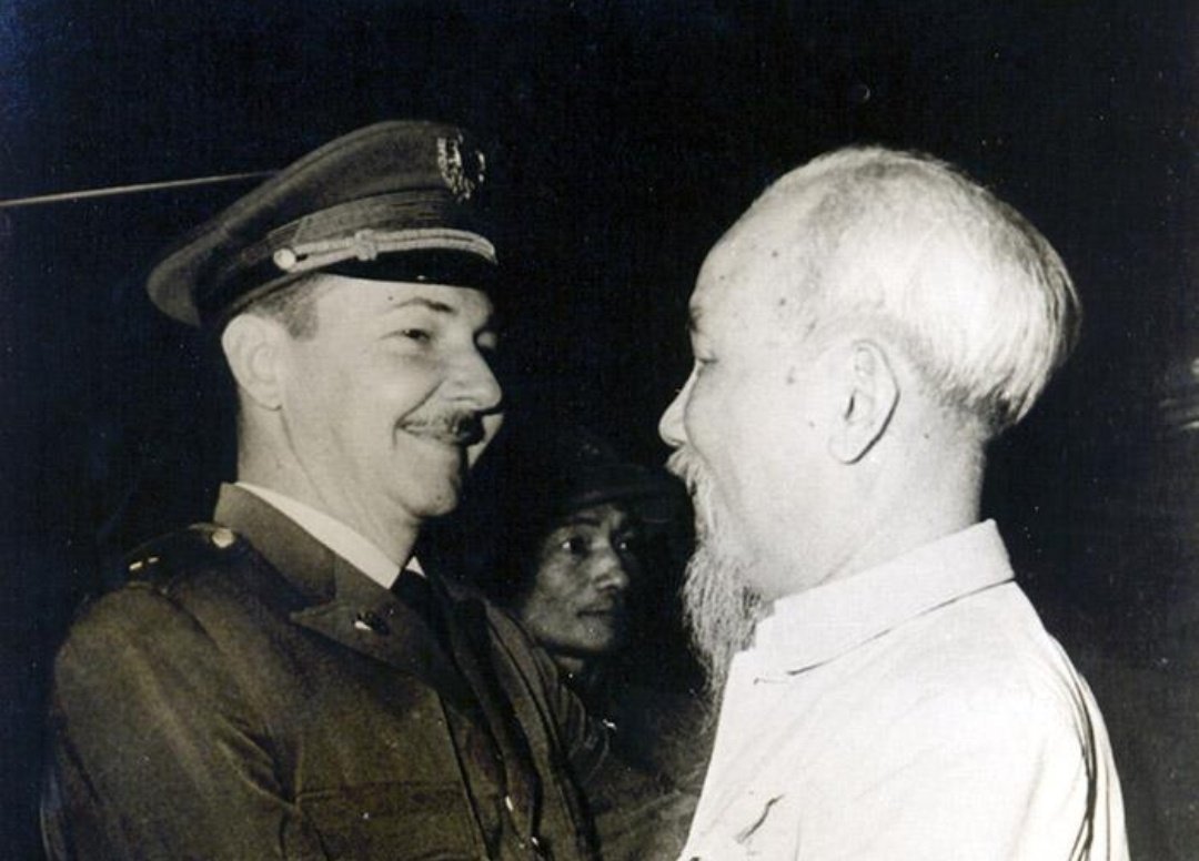 Llegue un cálido saludo al pueblo vietnamita en ocasión de conmemorarse este 2 de septiembre su Día Nacional y el 78 aniversario de su independencia. A #Cuba 🇨🇺 y #Vietnam 🇻🇳 las unen históricos lazos de hermandad, forjados por nuestros líderes #Fidel y Ho Chi Minh.