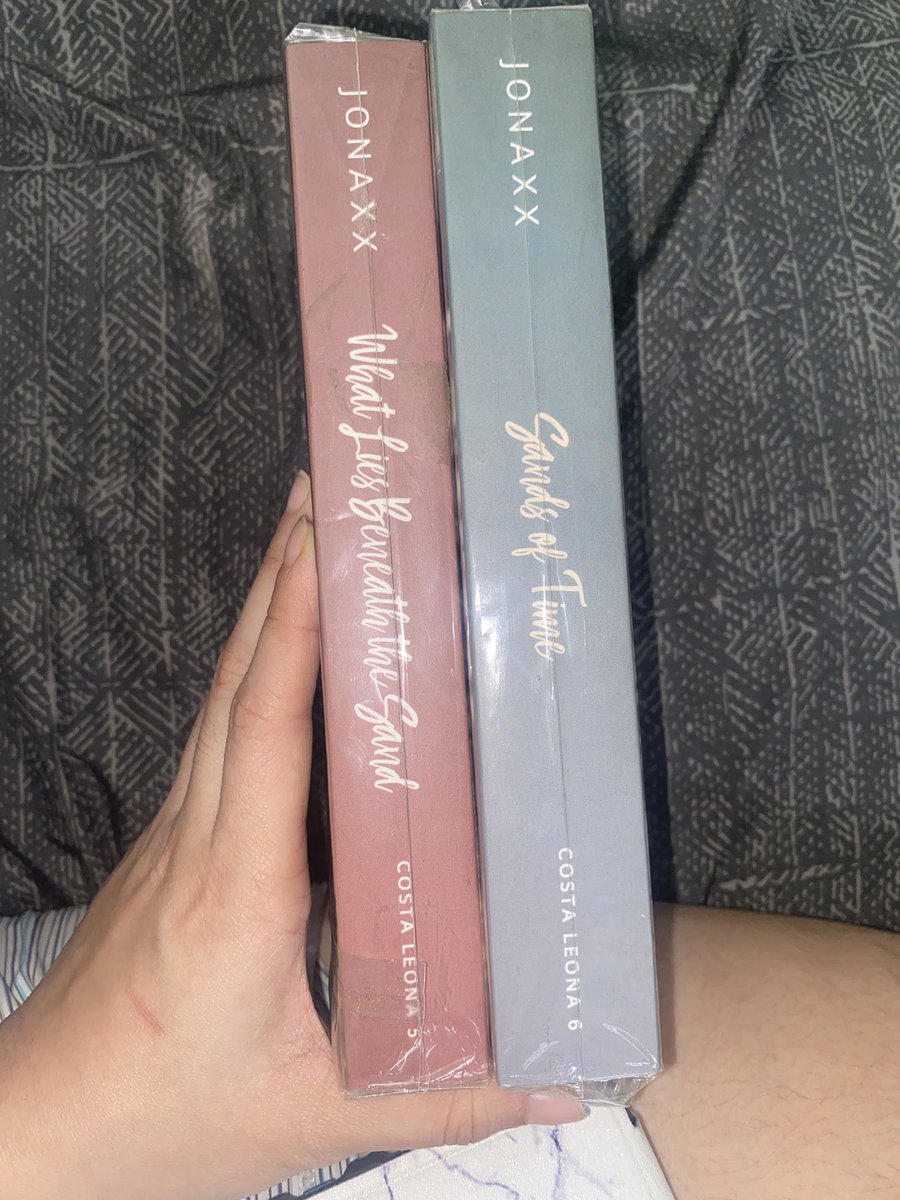 CHRlSEVAS's tweet photo. Cls 5-6 what lies beneath the sand and sands of time jonaxx book for sale

Sealed, complete inclu 

P 2k
2,100 sa shopee

Rfs; need funds 

Prio is same day del
 
More info: https://t.co/eCssAXuQMR https://t.co/En4mLXZM3i