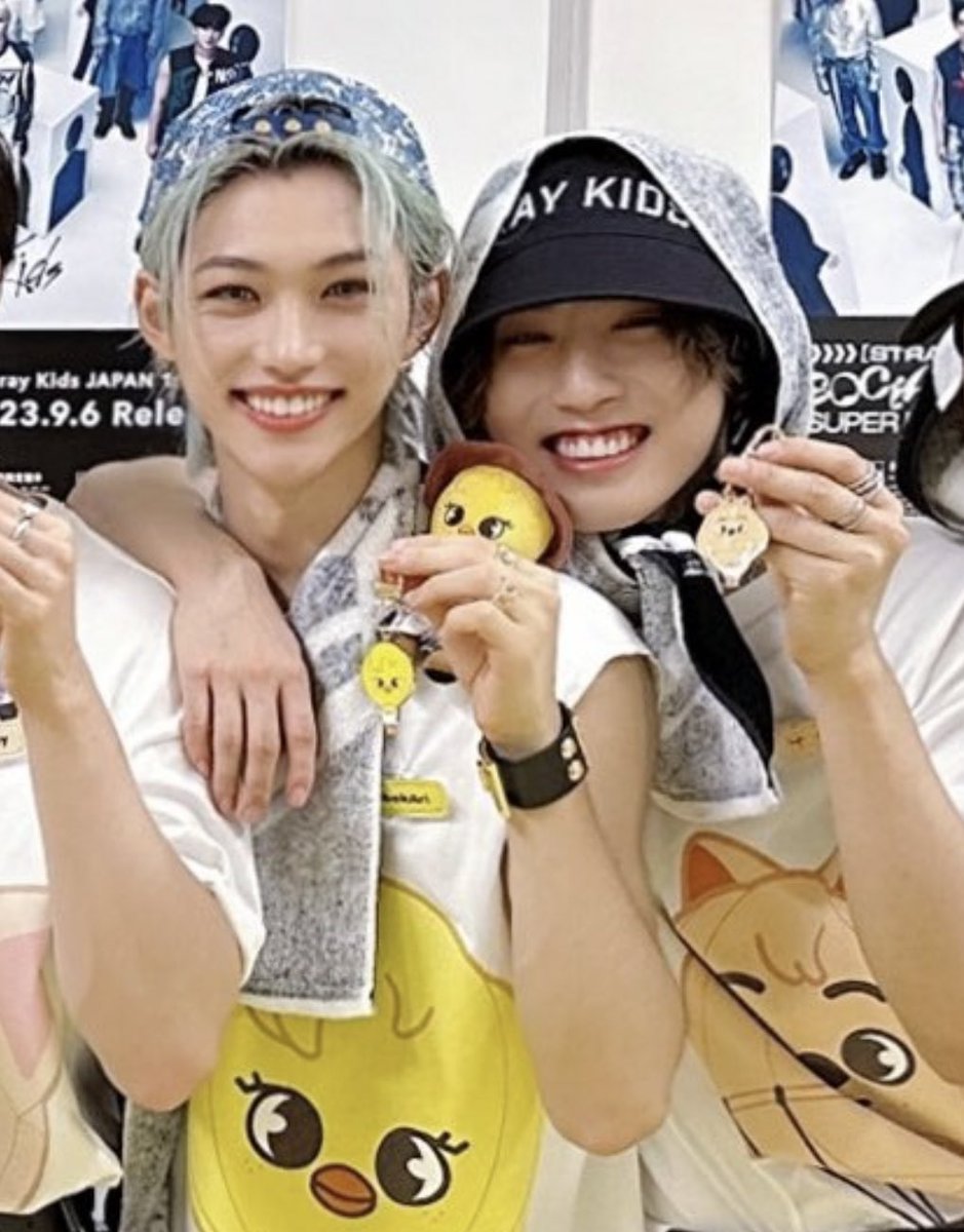 yslcheol's tweet photo. our sunshine twins ☀️🥹 https://t.co/RkGz12laek