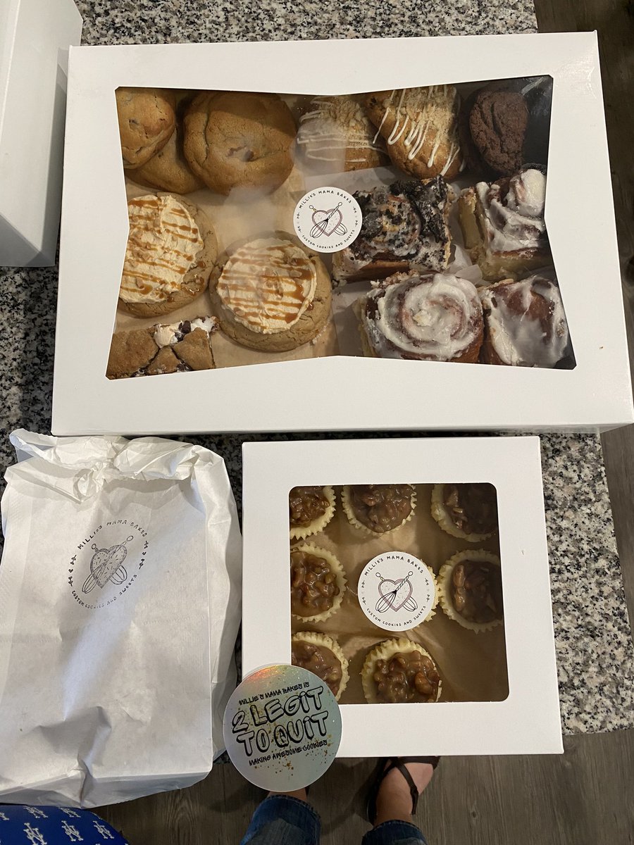 Renee Hode tweet media