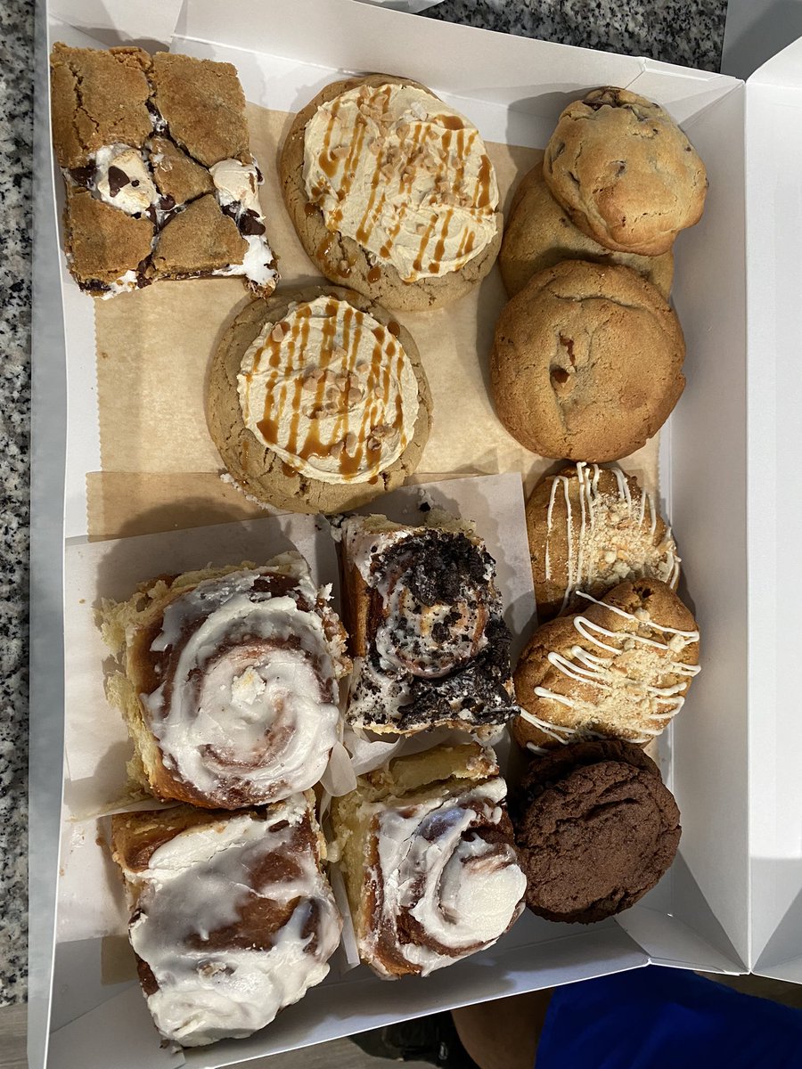 Renee Hode tweet media