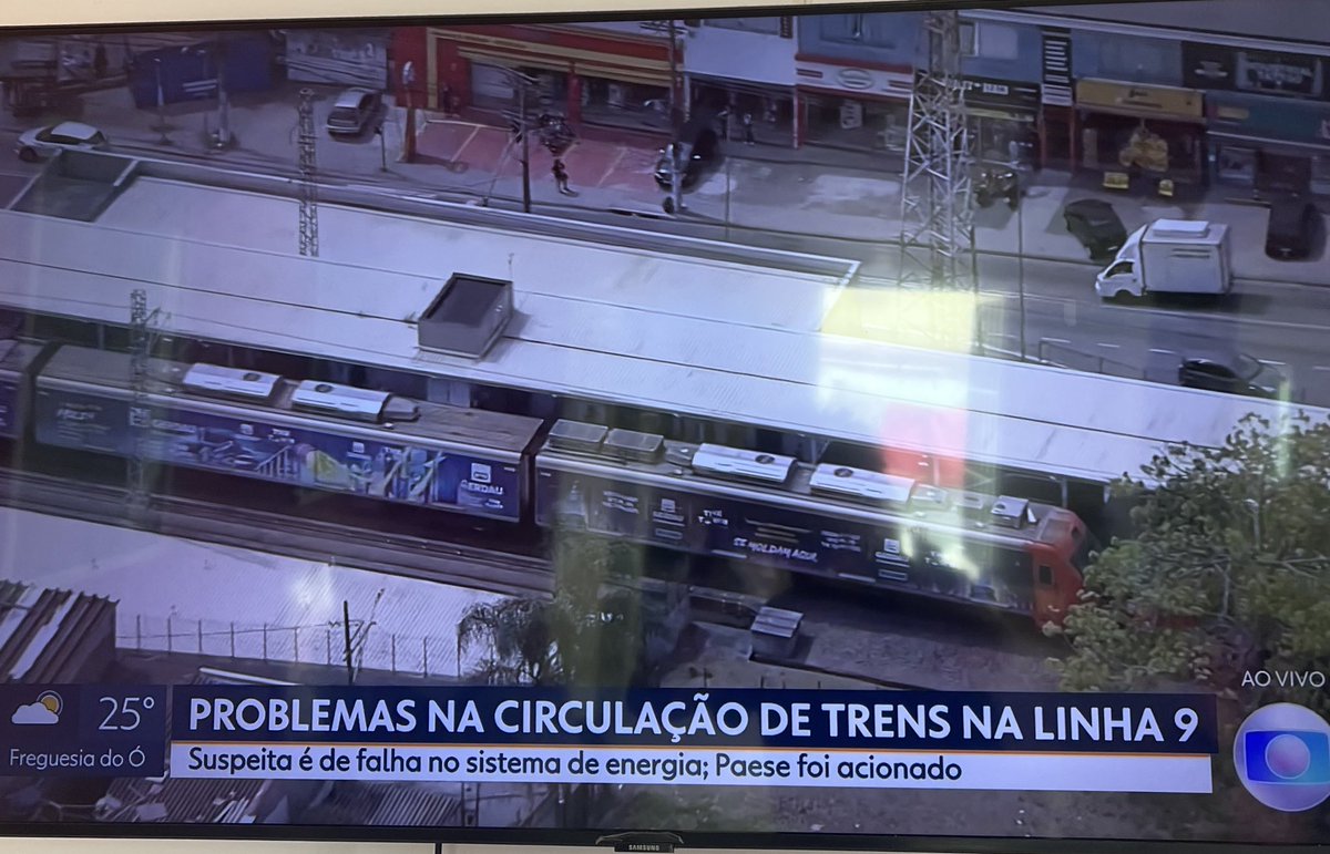 o sabor de ver o lixo da CPTM zuada no dia do The Town 
só quem pega essa bomba todo dia sabe o que tá passando com a ViaMobilidade e o Tarcísio querendo dar o metrô todo para eles 
sem condições de lidar com a má gestão dessa companhia