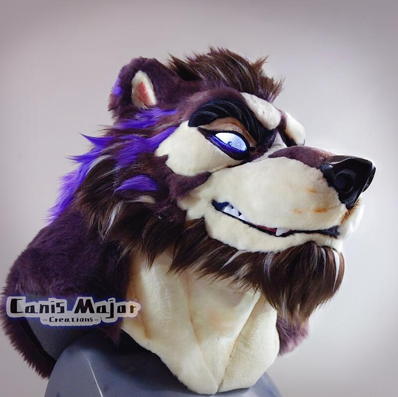 Canis_Major_C's tweet photo. Semi realistic bear dad 

Features:
-Customized 3D head blank 
-Moving jaw
-Airbrushes details 
-LED eyes 
-Followed me eyes
-Neck muscle padding https://t.co/Rtw4PI3QxS