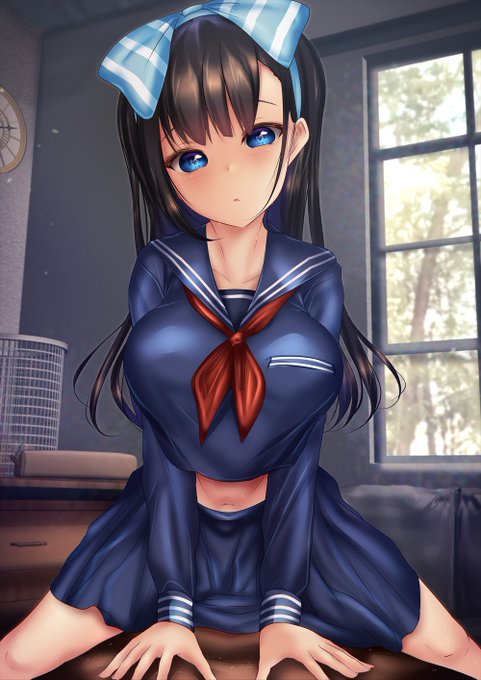 キミ・・・誰!?
・・・思い出した!同じクラスの・・・

いや、何で僕の部屋にいるのさ!?
怖いよぉ!誰かたすけ… 