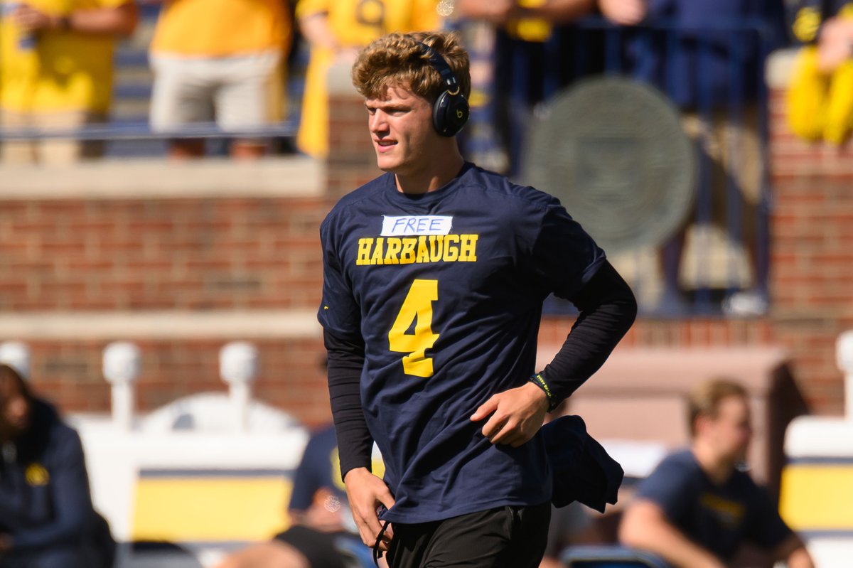 McCarthy has a message he'd like to share.  <a href="/jjmccarthy09/">J.J. McCarthy</a> @CoachJim4UM <a href="/UMichFootball/">Michigan Football</a> <a href="/chengelis/">angelique</a>
