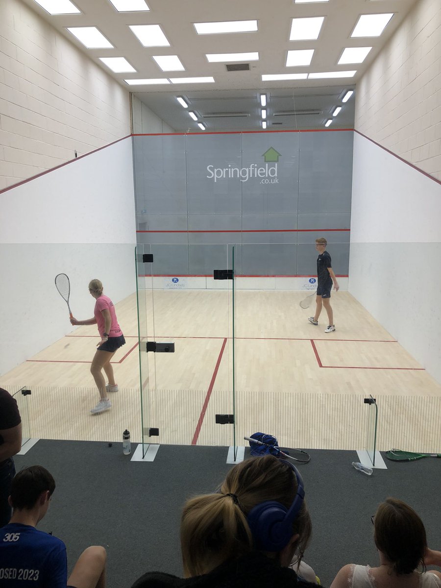Standing room only as two mega powers collide.

Robyn McAlpine and Oliver Hunter tied 1-1 in games in an epic battle.

Incredible squash on display 💪 

Who will come out on top?