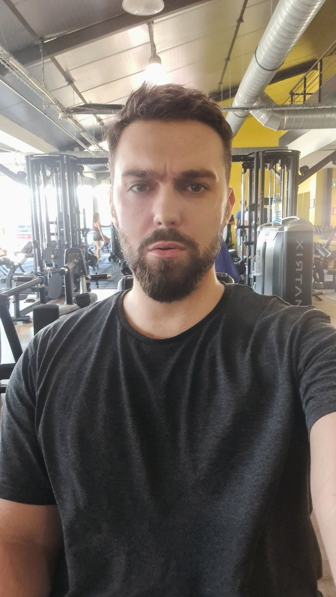 JimGe91's tweet image. Sport time. Et toi tu fais quoi ? #sport  #Saturday #LGBT