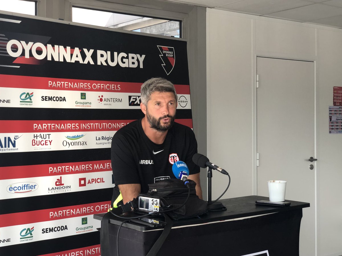 icioccitanie's tweet photo. Jean Bouilhou : « L’équipe d’Oyonnax a été valeureuse et on a réussi à les contrer. On espérait gagner un match à l’extérieur, c’est fait. Notre deuxième mi-temps a été moins consistante avec beaucoup d’indiscipline » 

#FBSport #OYOST https://t.co/9mUf0l7OrI