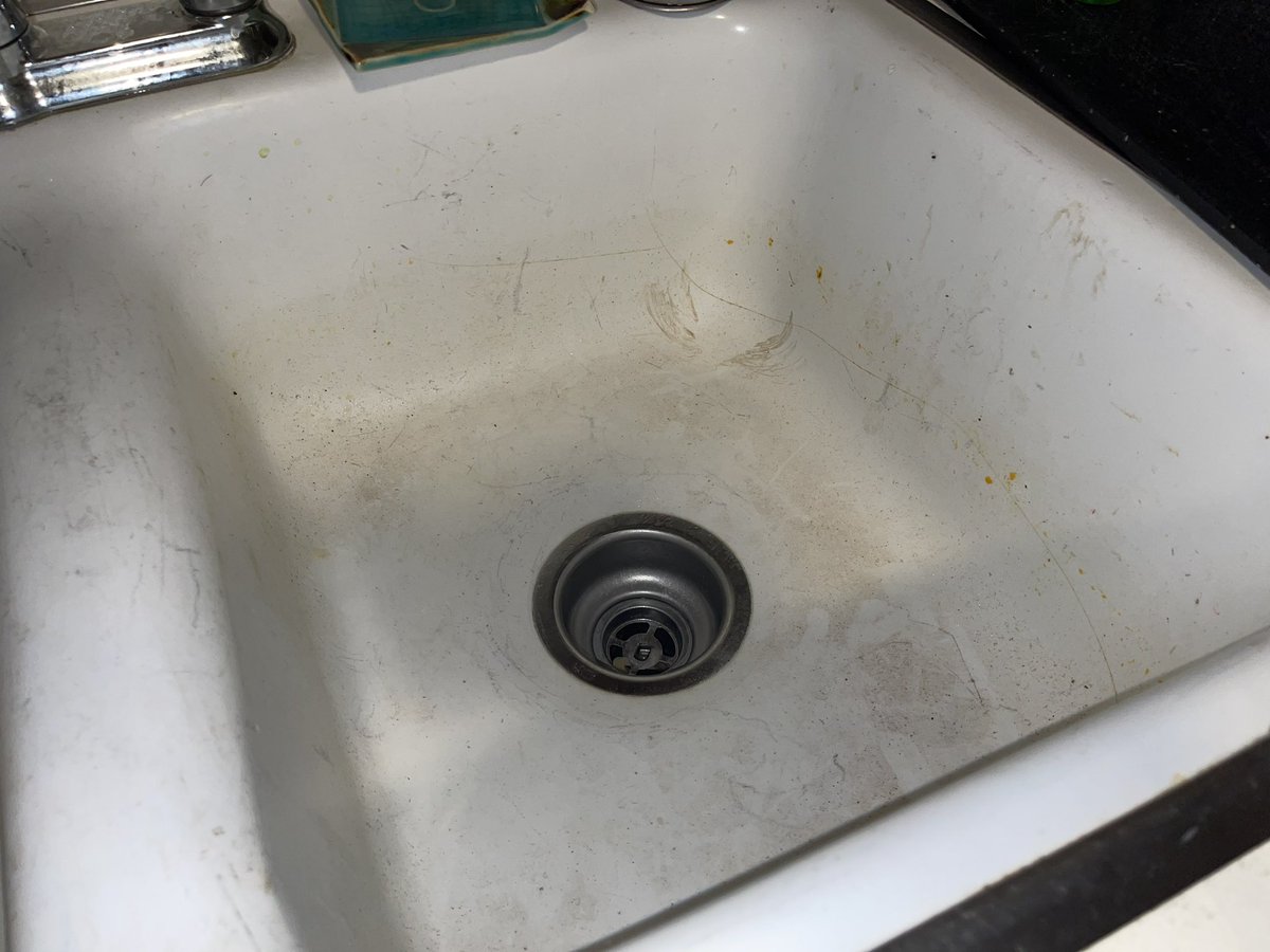 linxlaptops's tweet photo. Apparently a listing as disgusting and filthy as this does not qualify for the guaranteed confidence cancellation/refund from @vrbo i can only add 4 photos here. There are worse videos and photos. Had to checkout an hour after check in in the dead of the night with young ones! https://t.co/0AXImRHJ3m
