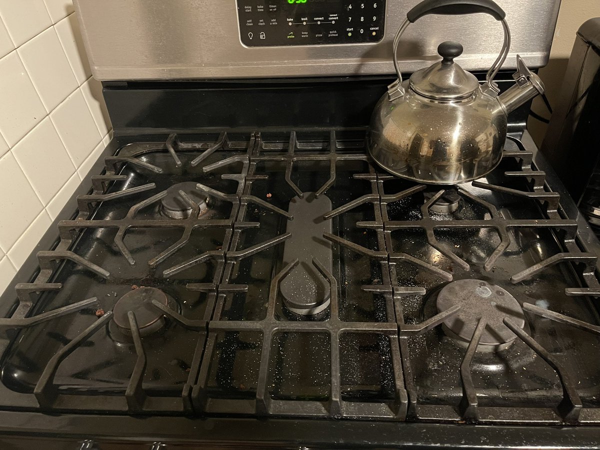 linxlaptops's tweet photo. Apparently a listing as disgusting and filthy as this does not qualify for the guaranteed confidence cancellation/refund from @vrbo i can only add 4 photos here. There are worse videos and photos. Had to checkout an hour after check in in the dead of the night with young ones! https://t.co/0AXImRHJ3m