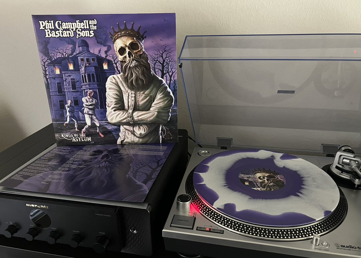 An evening delivery now on my turntable. youtu.be/ow2dO0S_IOM?si…
Dark, Deranged, Heavy…and downright awesome!
#PCATBS #PlayItLoud 
#KingsOfTheAsylum