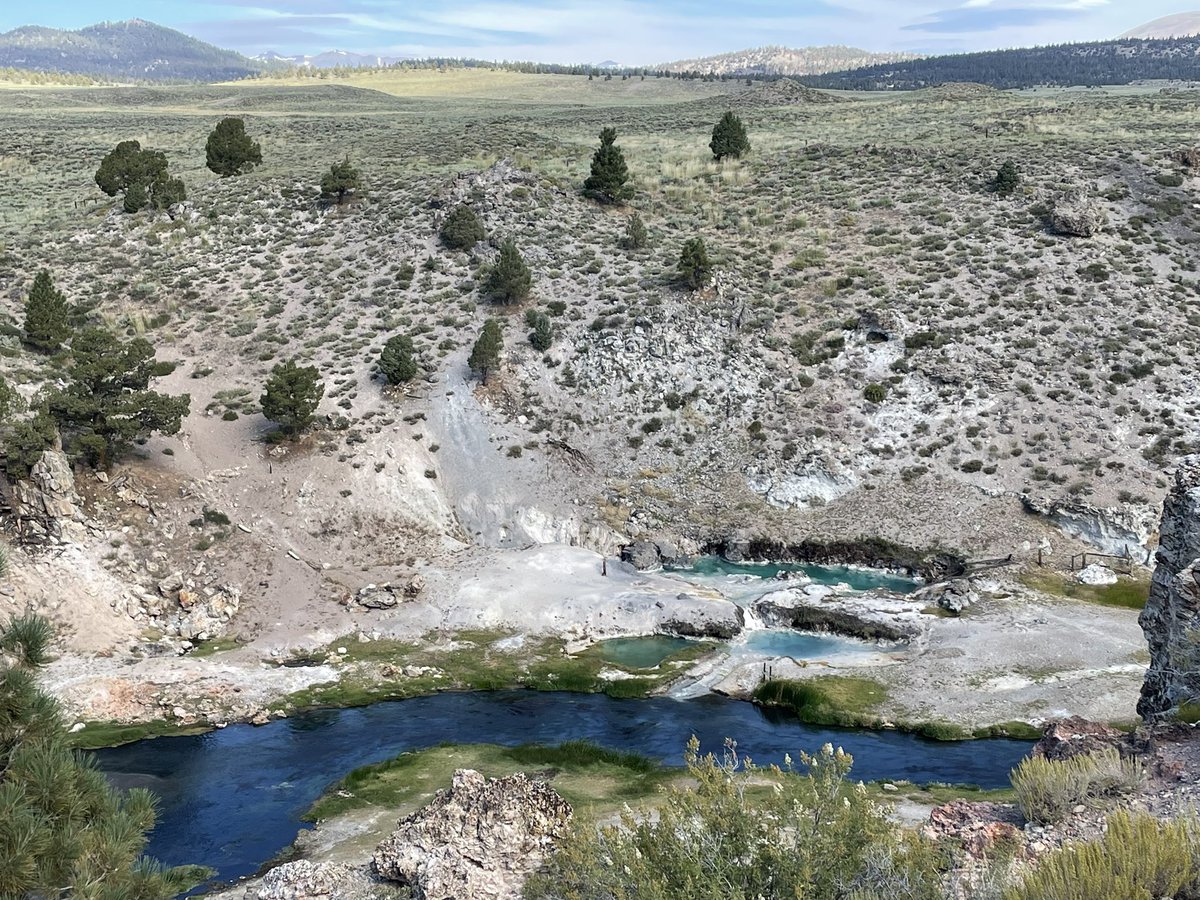 Lowell Institute for Mineral Resources tweet media