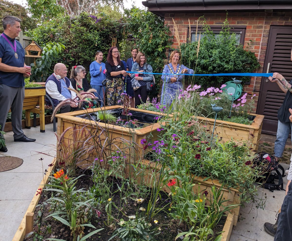 Lovely morning celebrating the transformation of Writtle Surgery garden. So many people, volunteers, community groups &amp; community focussed businesses involved. Thanks to all. Pics before &amp; after. Thxs <a href="/ChelmsMayor/">Chelmsford Mayor</a> for coming. <a href="/ggchelmsford/">GoodGym Chelmsford</a> <a href="/ChandlerWidford/">Chandler Materials</a> @RHSBloom <a href="/MSEssex_ICS/">Mid and South Essex Integrated Care System</a>