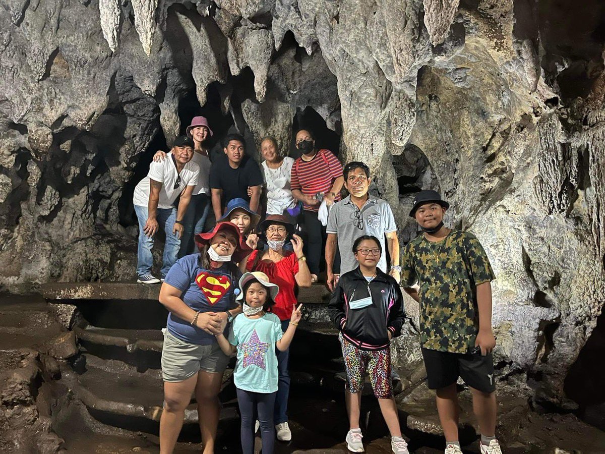 aroundbicol's tweet photo. 𝗛𝗢𝗬𝗢𝗣 𝗛𝗢𝗬𝗢𝗣𝗔𝗡 𝗖𝗔𝗩𝗘 🌲🦇 #NATURE
📍𝖢𝗈𝗍𝗆𝗈𝗇, 𝖢𝖺𝗆𝖺𝗅𝗂𝗀, 𝖠𝗅𝖻𝖺𝗒
𝖮𝗇𝖾 𝗈𝖿 𝖠𝗅𝖻𝖺𝗒’𝗌 𝖿𝖺𝗆𝗈𝗎𝗌 𝖺𝗍𝗍𝗋𝖺𝖼𝗍𝗂𝗈𝗇𝗌 𝖻𝖾𝖼𝖺𝗎𝗌𝖾 𝗈𝖿 𝗂𝗍𝗌 𝗁𝗂𝗌𝗍𝗈𝗋𝗂𝖼 𝗅𝖾𝗀𝖺𝖼𝗒. 
📸Cheryl Viceral-Abante https://t.co/V30kMrJEbr