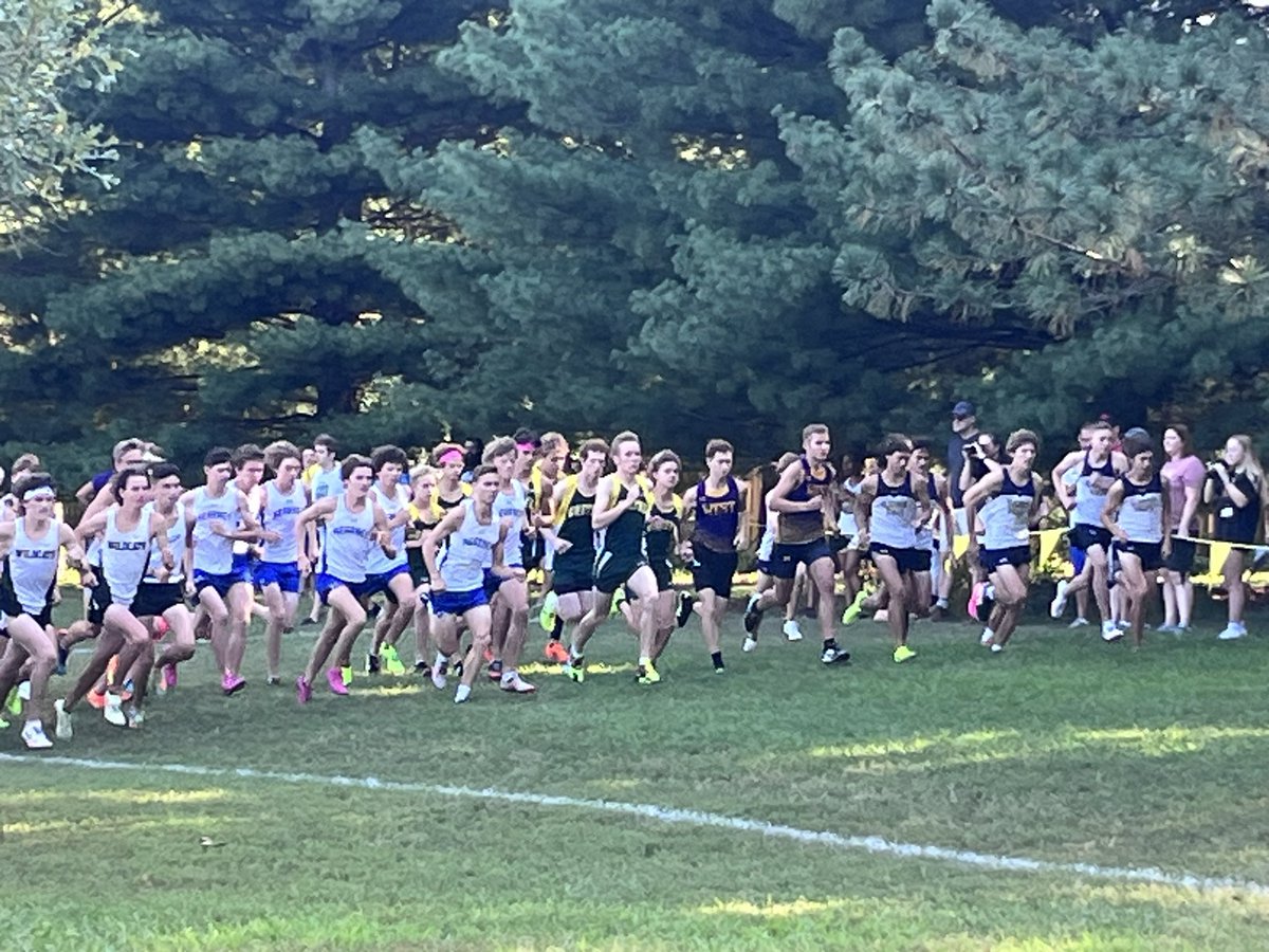 GretnaDragonAD's tweet photo. Proud of these runners this morning out at Walnut Grove Park.  These kids keep improving each week.  Great job @Gretnaxc! https://t.co/F4A9k18Q6E