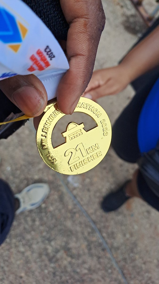 leroy_rules's tweet photo. We took the legs out for a spin!
An awesome 21km experience✨️
Sub 2hours at 5:37/km
#MilleniumMarathon
#Justdoit
#running https://t.co/JnqXbfmhdc