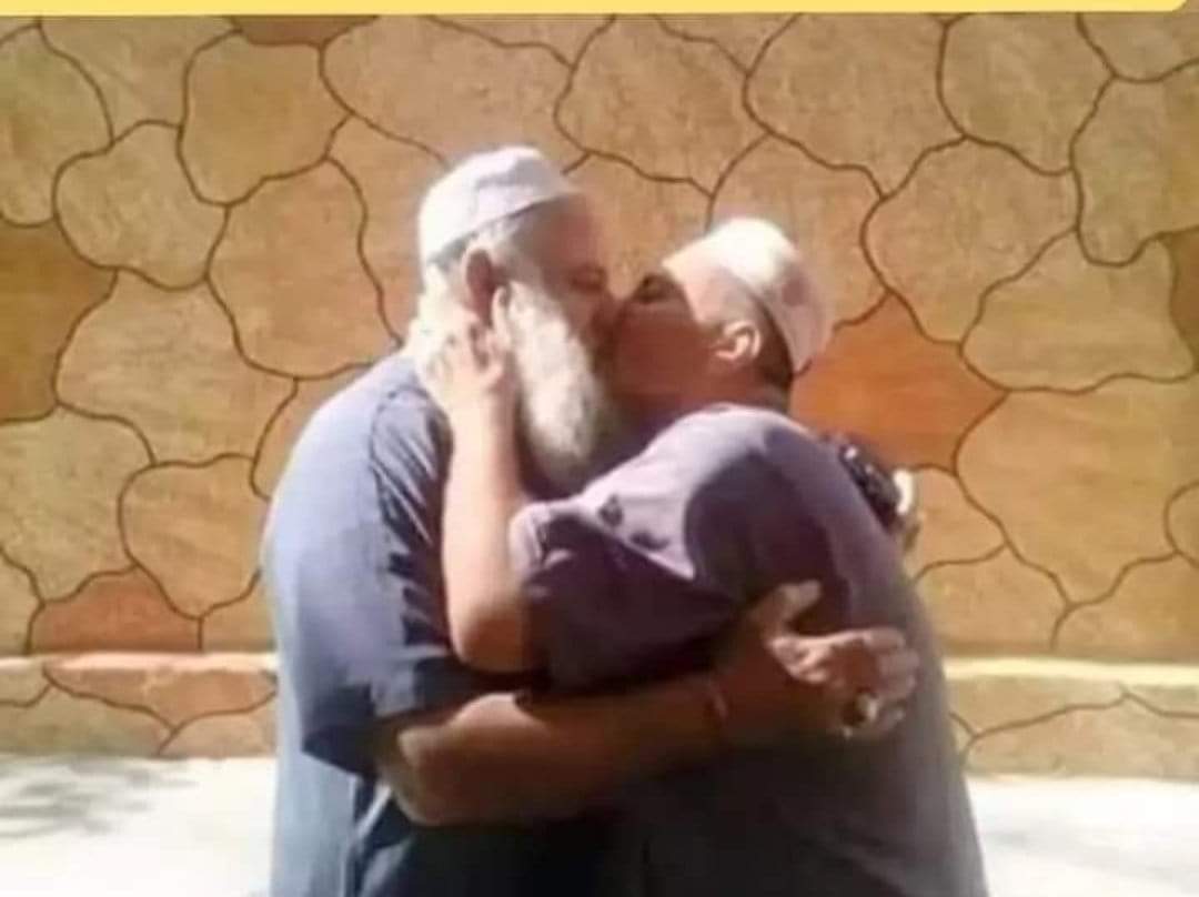 <a href="/solcugazete/">Solcu Gazete</a> Bunlar da yerli ve millî lezbiyen'lerimiz!