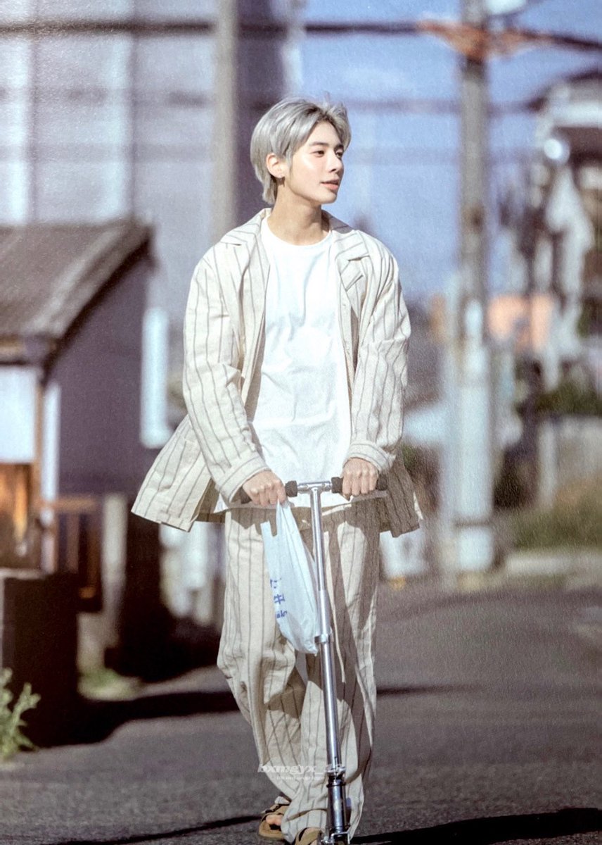 One__0205's tweet photo. 슈웅~~(💨💨 https://t.co/RVypSFTkK7
