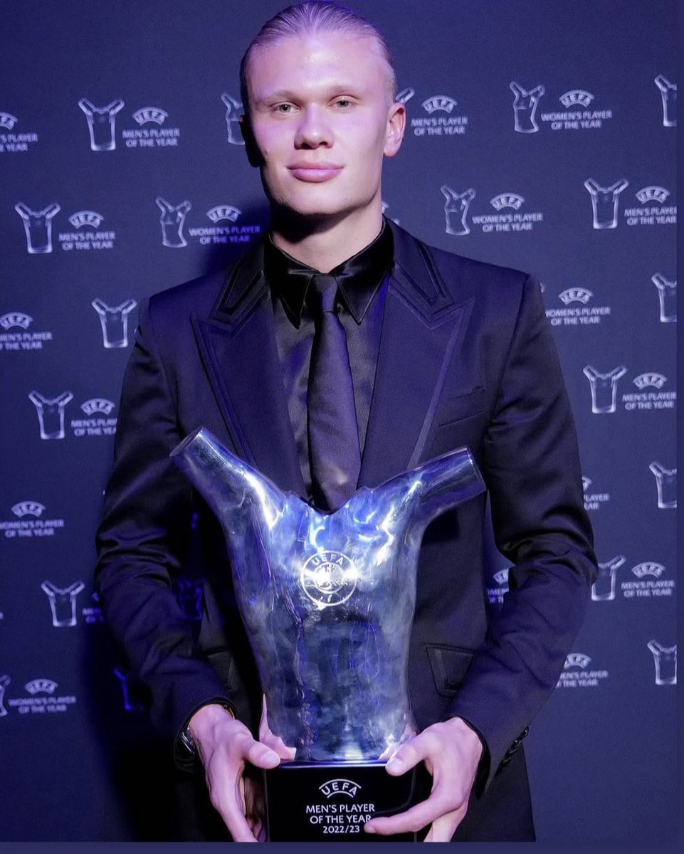 GonesStef's tweet photo. @RMCsport Tou du Q de BBBAPPE regarde celui-là tu ne l’a pas sans compter celui de la LDC suce boules mbacouille https://t.co/PlJ6E5BWgA