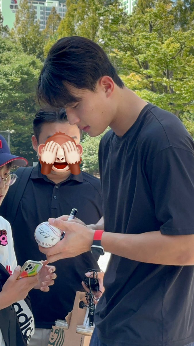 용팔이 tweet media