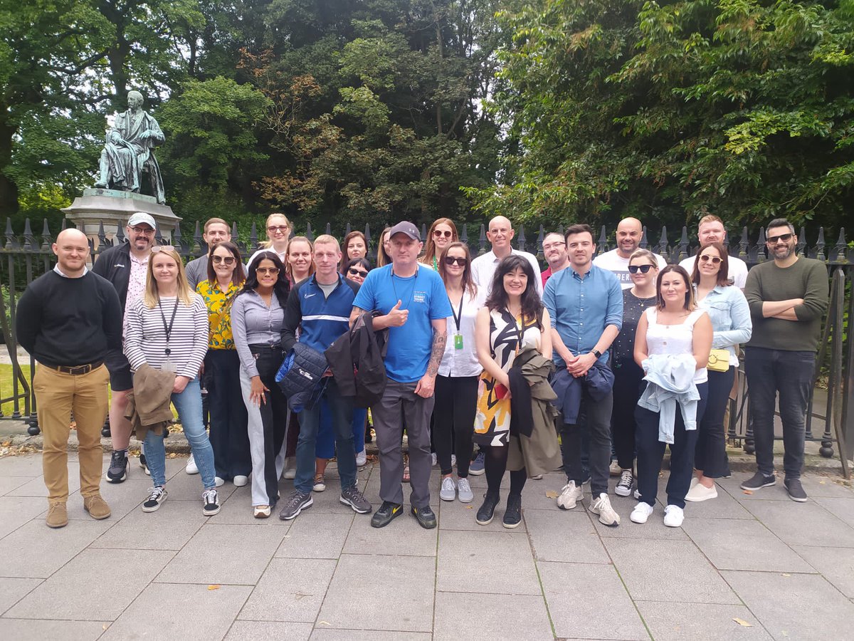 Thank you to the team from <a href="/SalesforceUK/">Salesforce UK & Ireland</a> for joining Kenny and Shane on one of our Secret Street tours!

If you would like to come on our next tour and explore Dublin in a meaningful way you can book with the link here: secretstreettours.org/book-a-tour/

#Homelessness #SocialEnterprise