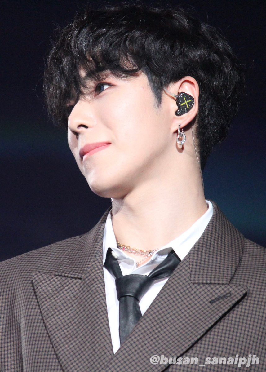 아 머리 볶은건가바 🥺🥺🥺🥺🥺🥺🥺🥺