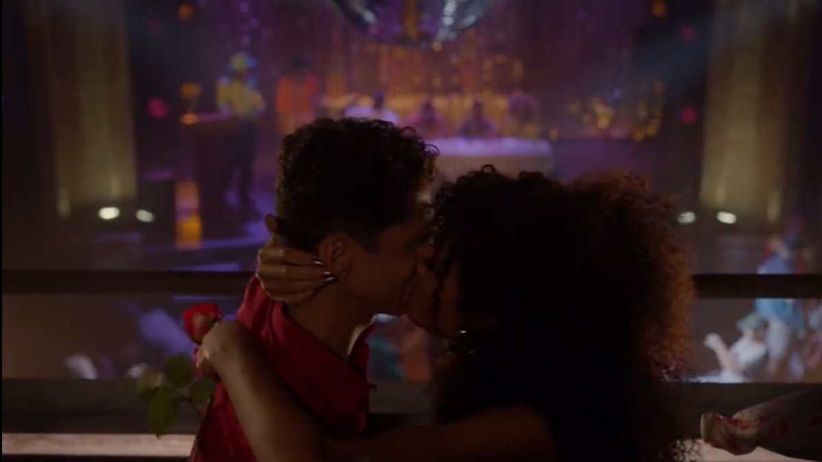 _jadeactually's tweet photo. I know I'm too late for this, but this series was too good! Educating. Relatable. Inspiring.

Angel and Papi made a great couple.
He's a walking green flag!

This is my new fave series!😭
Here's to watching the next season!🥂

#Pose #PoseSeason2 #PoseSeason3 https://t.co/2ifKiRIkvi