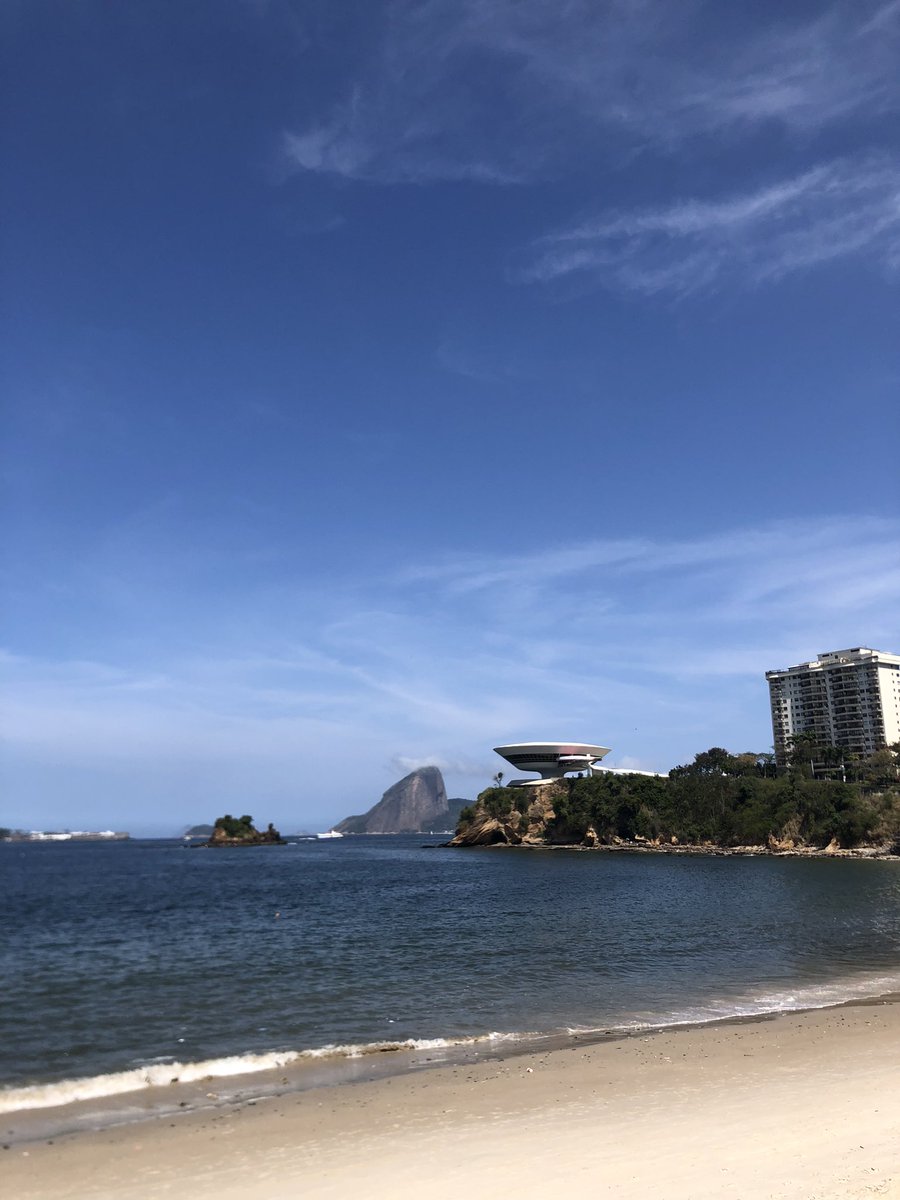 AKB - Associação Keynesiana Brasileira tweet media