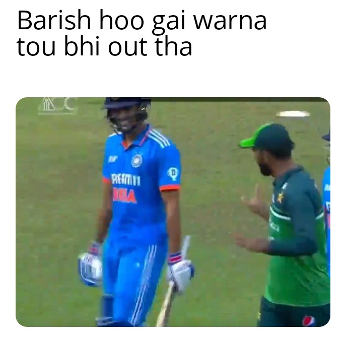 agent360info's tweet photo. #AsiaCup2023 #ViratKohli𓃵 #RohitSharma #ShaheenShahAfridi #INDvPAK #Rain https://t.co/0Mzpy3FguN