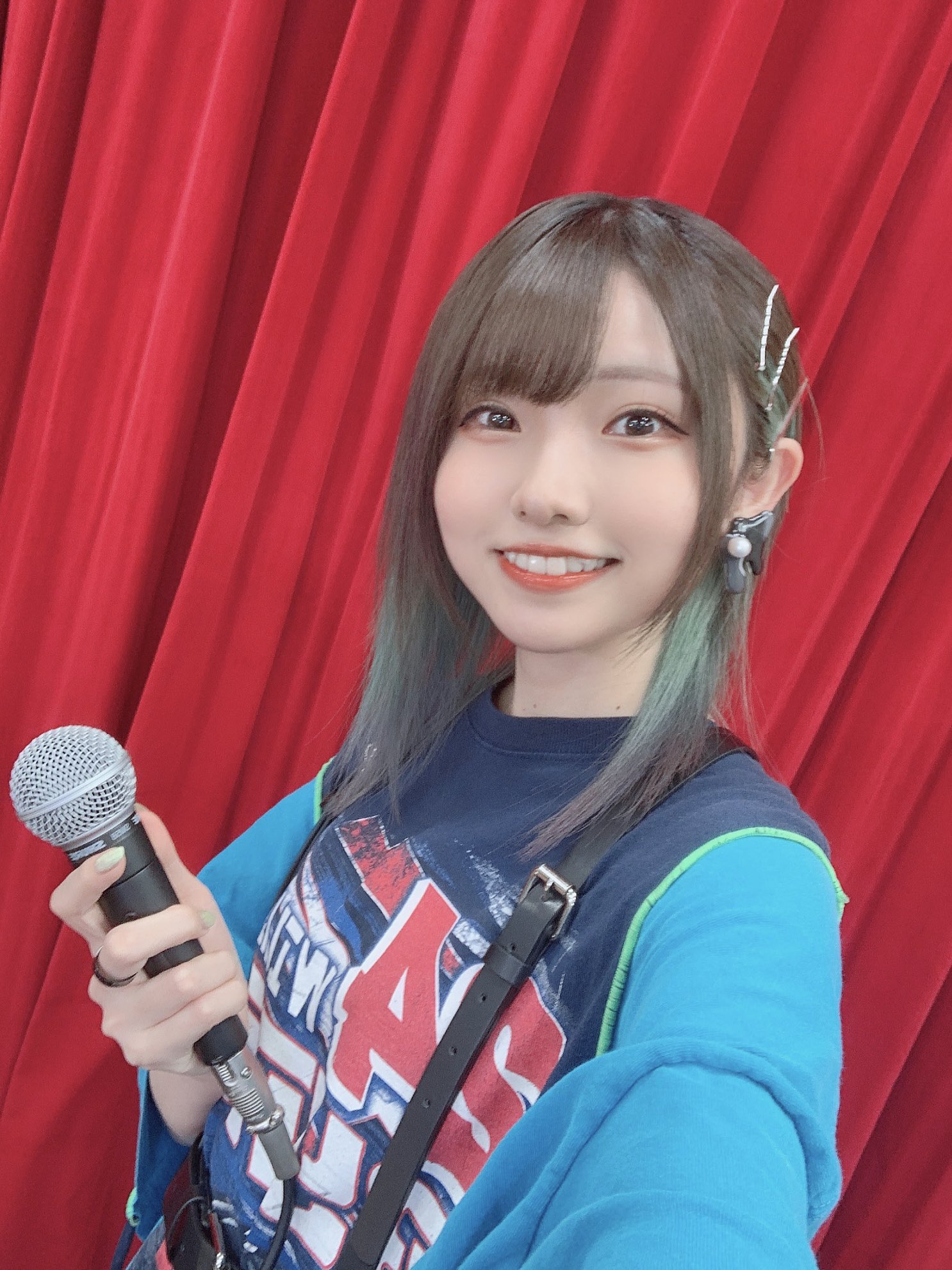峯田茉優　等身大タペストリー 峯田茉優 等身大タペストリー