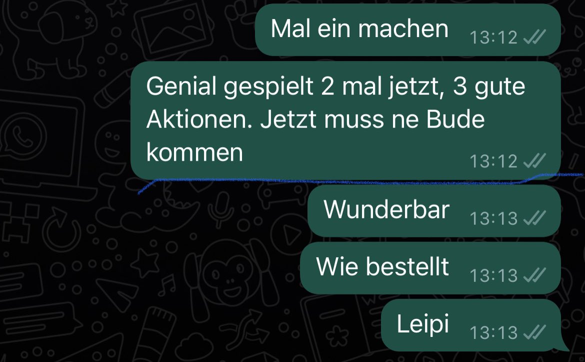padercast_pod's tweet photo. #PaderCastregelt. Bestellung aufgeben und Robert Leipzig liefert. #KIESCP https://t.co/ByRpbYkePI