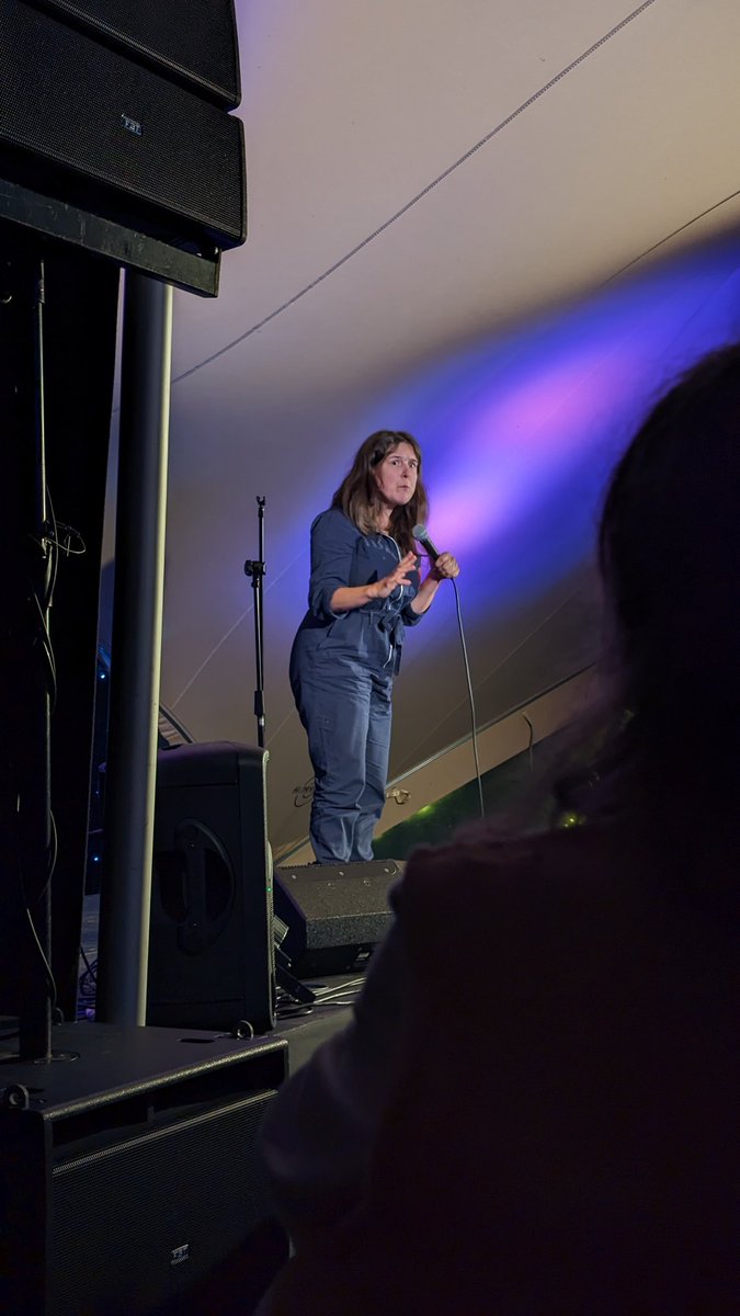 Great Friday night at #RodeComedyFestival2023 watching @felicityward, @josierones & @BigTomD. All very brilliant & haven't laughed like that for a long time. Thank you! Thanks also to @jarredchristmas & @beatboxhobbit for your in-between laughs. See you next year! @shanksgolfpro