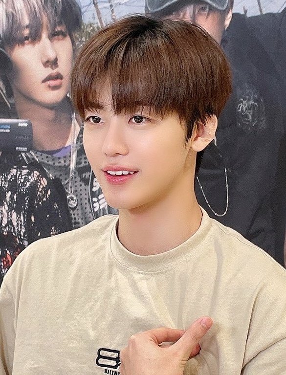 najaeminedit's tweet photo. 🫳🫳
🐱🐰 https://t.co/nwtJ6oiMgr