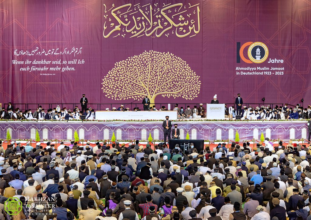 pressahmadiyya's tweet photo. PRESS RELEASE

One of the largest Muslim conventions in Europe begins in Germany with tens of thousands of delegates expected. #JalsaGermany 

https://t.co/sICfHrJKwz