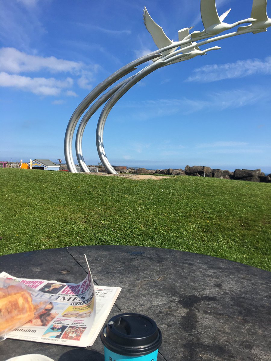 Breakfast under the Children of Lir!