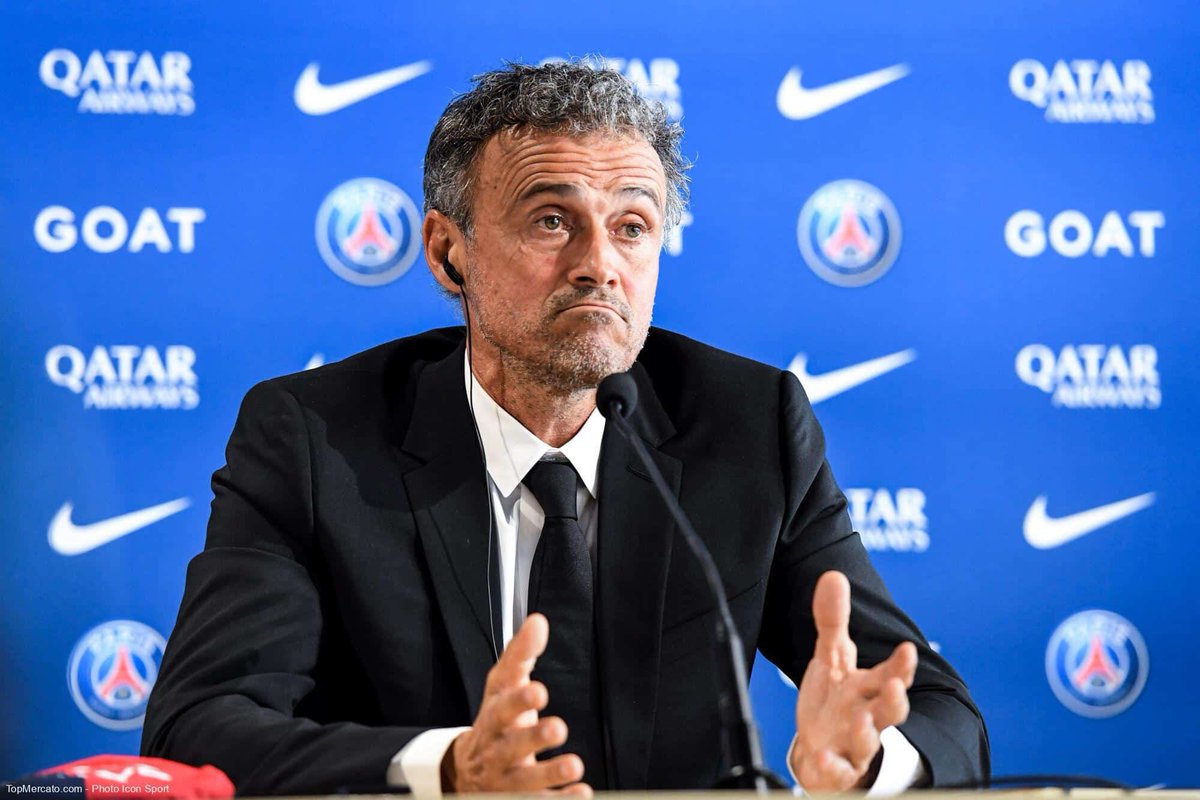 PSG_Arena's tweet photo. 💫 Luis Enrique 🗣️ : « Je ne savais pas que Gonçalo Ramos allait être remplaçant (rire), j’ai besoin de 20 titulaires, vous ne me connaissez pas encore mais il n’y a pas de titulaire et de remplaçant avec moi. » https://t.co/3xZIHbcBWt