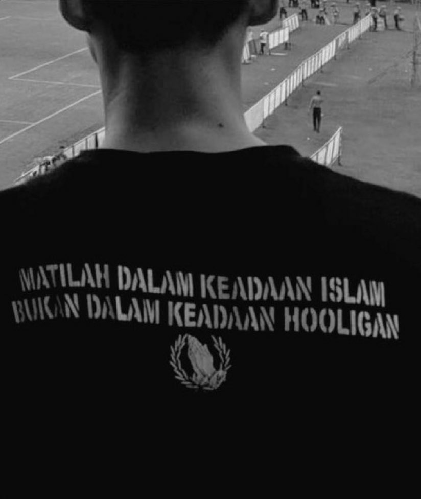 MafiaWasit's tweet photo. Ingat kawan,

ini hanya Sepakbola! https://t.co/uu2qxrh24X