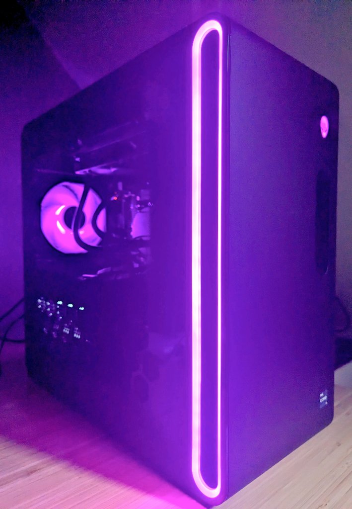 _Berylle_'s tweet photo. @Alienware 💜 https://t.co/Is2eJMXAh5