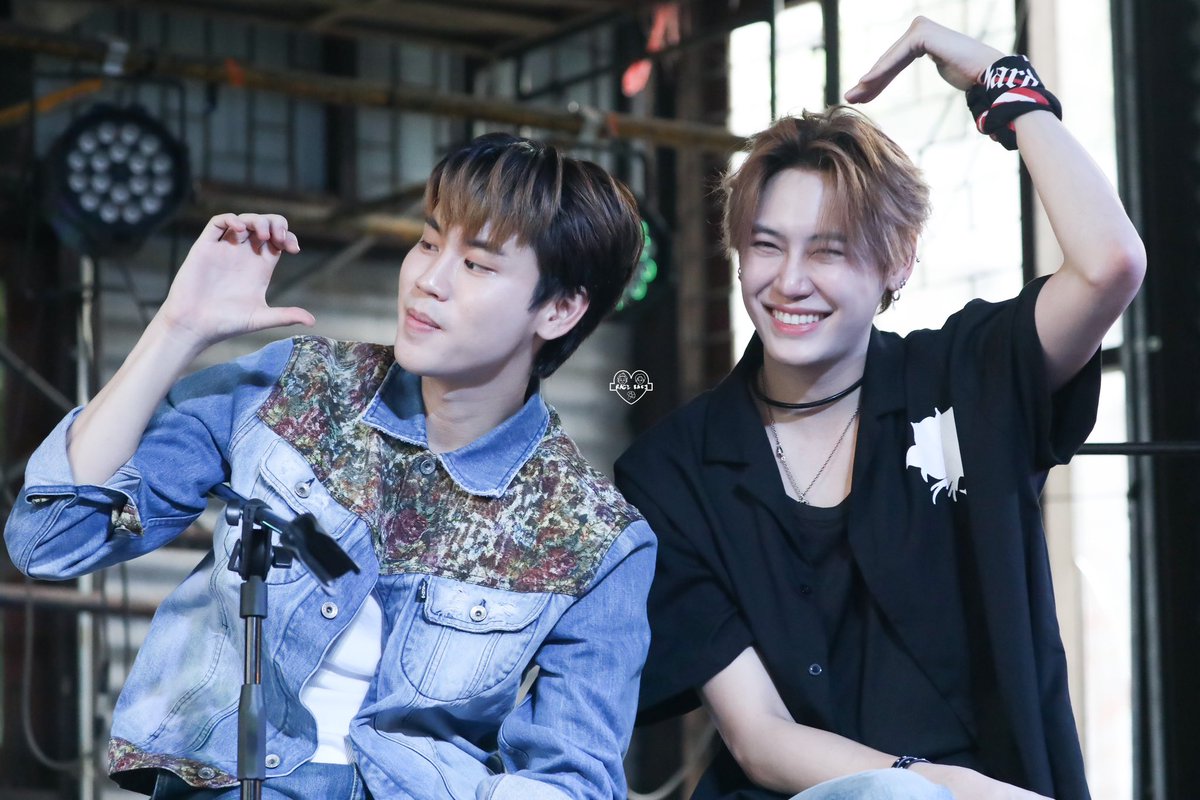 BOUNPREM_RAGI's tweet photo. 💚230902 Let's Meet BounPrem

✨💚하트 하트💚✨

#บุ๋นเปรม #BounPrem
#Boun #bb0un #Prem #prem_space
@bb0un @Prem_space https://t.co/s9dmG1zeZm