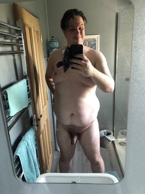 It&rsquo;s been a while #nsfw #getnaked https://t.co/IjhsTPsARq<a href="/tag/nsfw"class="tags">#nsfw</a><a href="/tag/getnaked"class="tags">#getnaked</a>