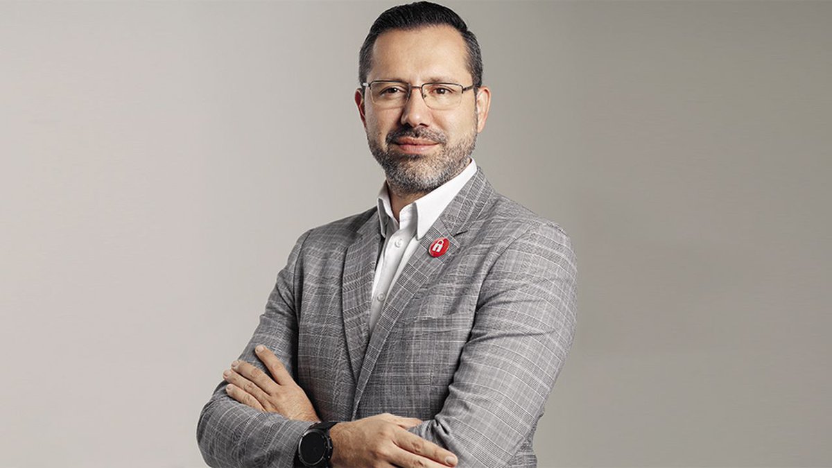 RevistaSemana's tweet photo. #Política | El Bukele bumangués, el candidato más opcionado para ser el próximo alcalde de Bucaramanga, según Invamer.
https://t.co/Xg6uSXpi4m https://t.co/h2AVtCDwFR