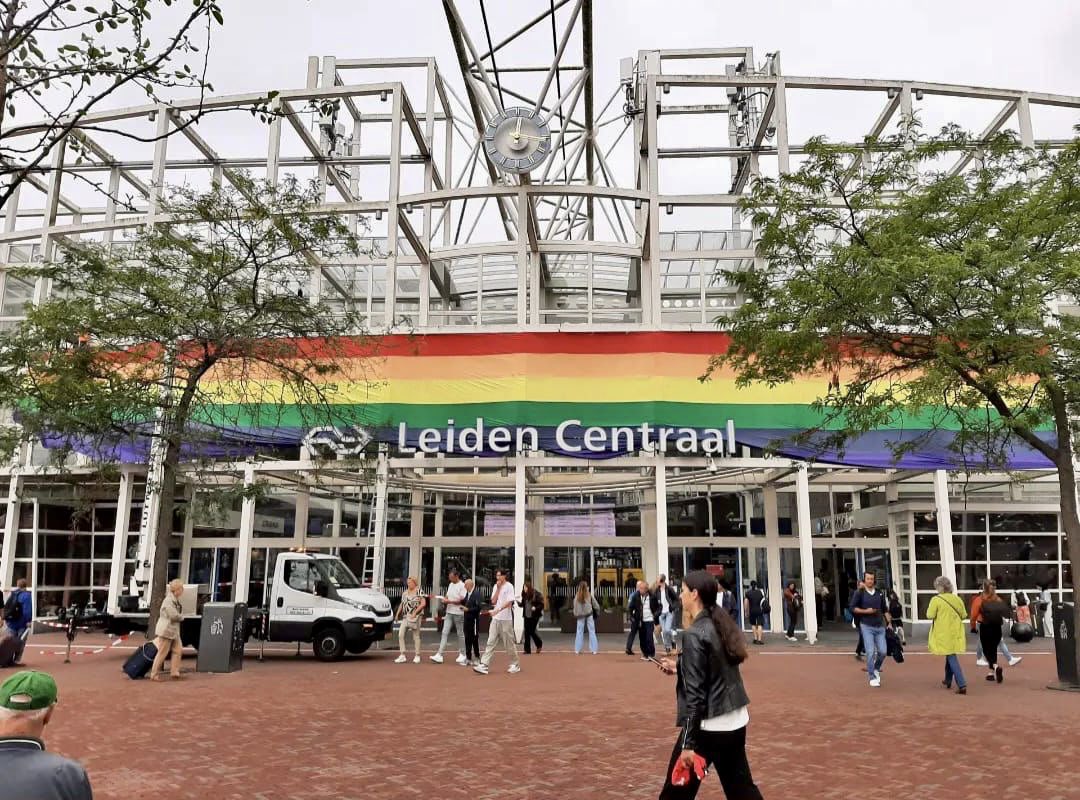 NS Stations tweet media